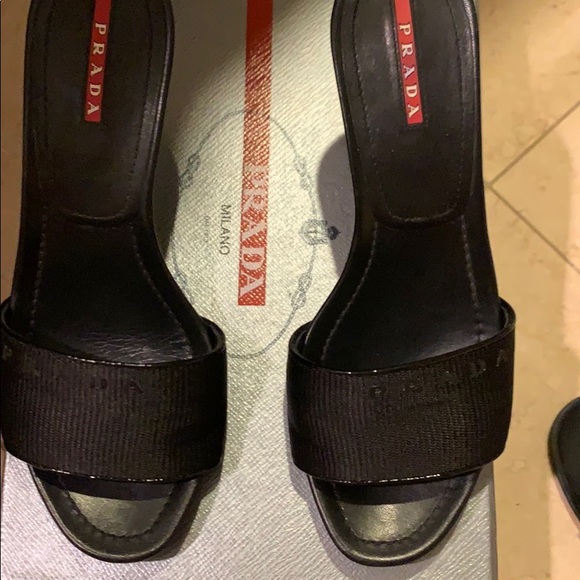 Sandals - Picture 5 of 5